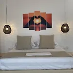 Nyaraló Aloft Mykonos *